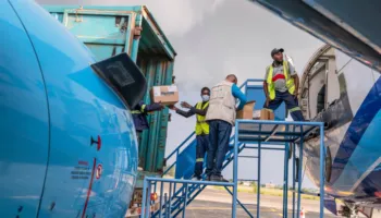 U infektua me Ebola/ Mjeku amerikan dërgohet për trajtim mjekësor në Gjermani
