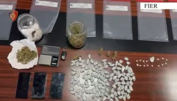 U kapën me kokainë dhe kanabis, arrestohen dy të rinjtë në Divjakë