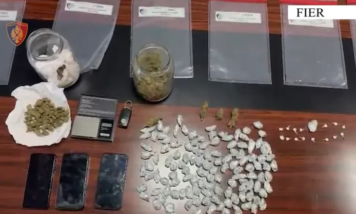 U kapën me kokainë dhe kanabis, arrestohen dy të rinjtë në Divjakë