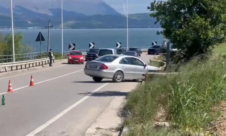 U përplas nga makina në Pogradec, ndërron jetë në spital i moshuari