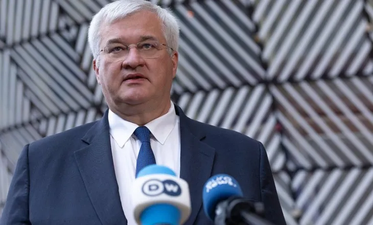Ukraina: Europa të marrë rol më aktiv në negociatat e paqes me Rusinë