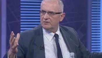 Vasili: Kujt i duhet kompromisi per Rregulloren, qe nuk sjell Ramen ne kuvend dhe blindon Xhafen?!