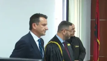 Veliaj në “Administrative”: Mbi mua dhe familjen time është bërë “veting”, po më mohohen të drejtat