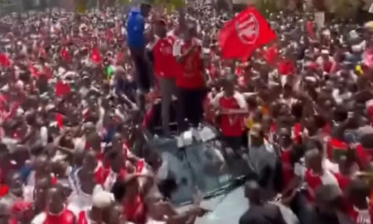 VIDEO/ Arsenal, kampion i Anglisë pas 22 vitesh, çfarë feste edhe në rrugët e Kenias