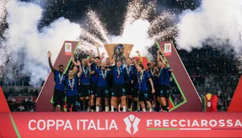 (VIDEO) Në Romë feston Interi, Chivu si Jose Mourinho. Zikaltër finalizuan dopietën titull-kupë