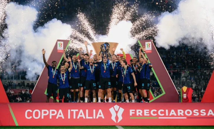 (VIDEO) Në Romë feston Interi, Chivu si Jose Mourinho. Zikaltër finalizuan dopietën titull-kupë