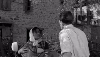VIDEO / Restaurohet pas 69 vitesh filmi i parë shqiptar ‘Fëmijët e saj’! Rama: Punë e çmuar!