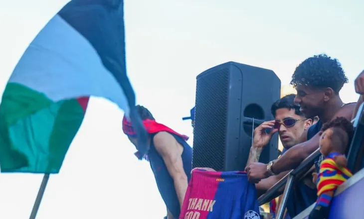 VIDEO/ Yamal valëvit flamurin palestinez dhe tallet me Realin, “Falënderoj Zotin që nuk jam Madridista”