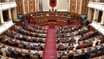 Vizita e Ramës në Seul, shtyhet interpelanca me Kryeministrin në Kuvend