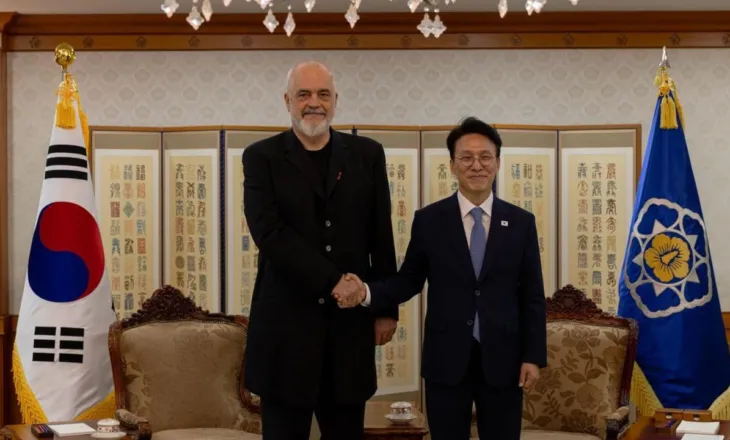 Vizita në Korenë e Jugut, Rama ndan foto nga takimi me homologun Kim Minseok. Në fokus të bisedimeve, teknologjia dhe AI