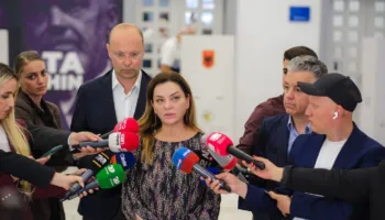 Vokshi: Deri në orën 15:00 kanë votuar 28,379 demokratë