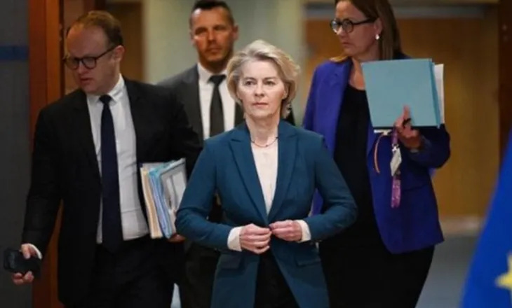 Von der Leyen kundër rrjeteve sociale: I trajtojnë fëmijët si mall, po bëjmë gati ligjin e ri