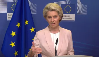 Von der Leyen: Përparim në bisedimet SHBA-Iran, të rihapet plotësisht Hormuzi
