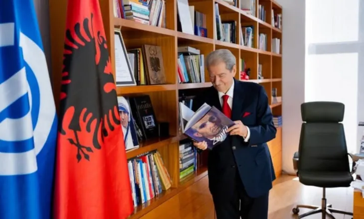 “Votat e rreth 40 mijë demokratëve ishin triumf”, Berisha pas rizgjedhjes si kryetar i PD-së: Partia jonë i zgjedh drejtuesit bazuar në demokraci