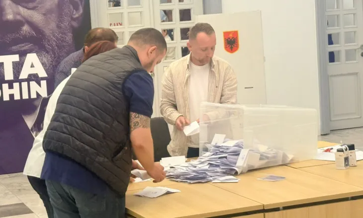 Votimi për kreun e PD mbyllet në të gjitha degët, pritet rezultati