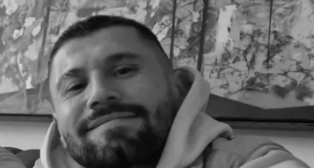 Vrasja në Gjakovë/ 32 vjeçari qëllohet me thikë, vetëdorëzohet autori