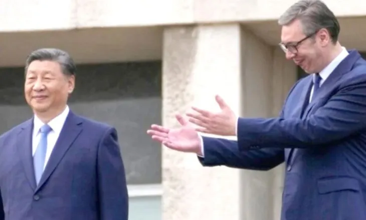 Vuçiç godet BE-në dhe forcon boshtin me Kinën e Putinin, Serbia në kthesën më të rrezikshme gjeopolitike mes…