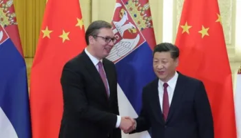 Vuçiçi në Kinë për forcimin e ‘miqësisë së çeliktë’ – Projektet e infrastrukturës pa tender, ndërsa rritet borxhi serb ndaj Pekinit