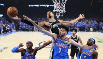 Wembanyama i magjishëm, francezi i jep fitoren San Antonio në finalen e parë ndaj Oklahoma