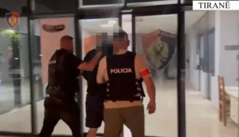 Zbulohen dy lokale ku organizoheshin lojëra fati, arrestohen 4 persona në Tiranë! Procedohet një tjetër