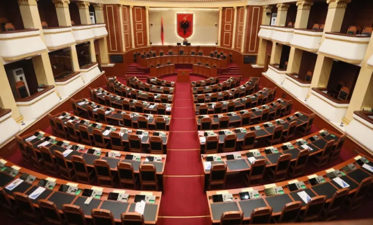 Zbulohen prapaskenat e paktit PS-PD për votimin e rezolutës së anëtarësimit në BE, telefonata Balla- Bardhi në mesnatë