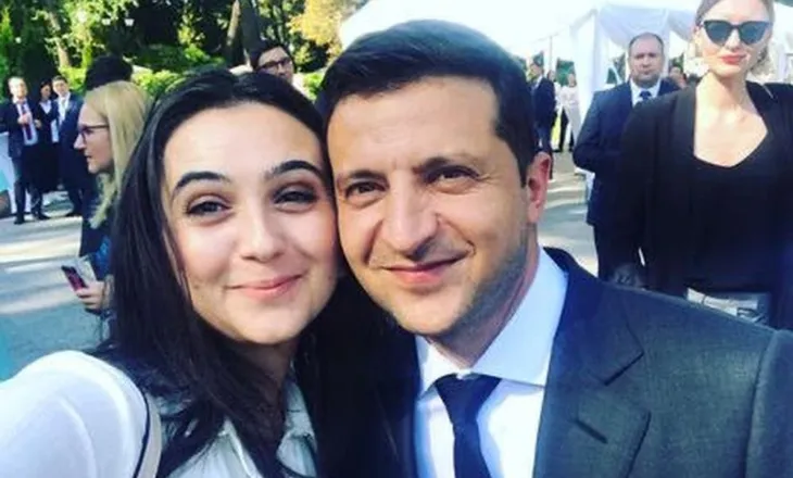 Zelensky është një djall/ Ish zedhënësia një intervistë b@mbë për Tucker Carlson: Esht i përfshirë në skema pastrimi parash
