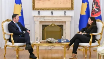 Zgjedhjet në Kosovë/ Arrihet dakordësia, LDK garon me listë të përbashkët me Vjosa Osmanin! Abdixhiku: Bashkim i madh!
