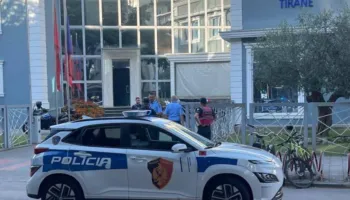 Zjarr në ambientet e Drejtorisë së Policisë së Tiranës, detajet e para