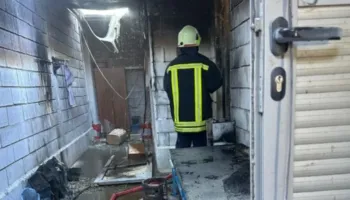 Zjarr në një magazinë në Durrës, ndërron jetë 25-vjeçari nga Bangladeshi