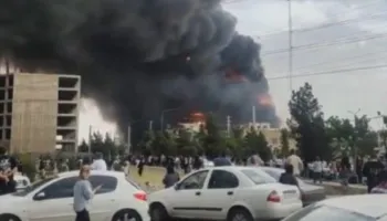 Zjarr në një qendër tregtare në Teheran, dalin pamjet nga vendngjarja