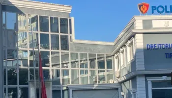 Zjarr te Drejtoria e Policisë së Tiranës