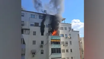 Zjarri në banesën e tyre i rrezikoi jetën fqinjit, arrestohen dy vajza në Tiranë