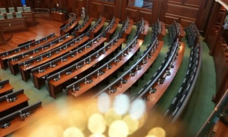 101 deputetë rikthehen në Kuvendin e Kosovës, vetëm 9 emra të rinj në legjislaturën e re
