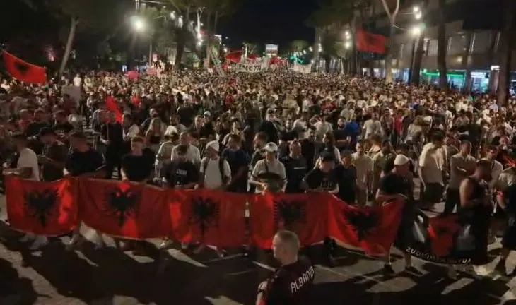 27 ditë revoltë! Sot, protesta e radhës para Kryeministrisë, qytetarët kërkojnë dorëheqjen e Edi Ramës