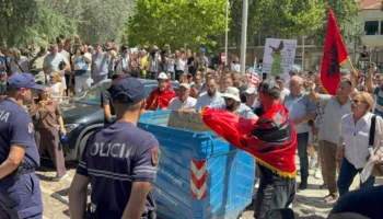 31 ditë protestë, nga Kryeministria te Kuvendi, mes thirrjeve kundër Ramës