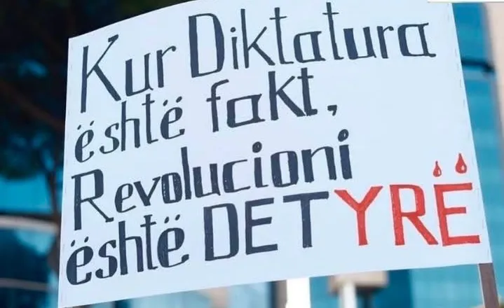5 kerkesat vetem kjo eshte çeshtja dhe jo Goxhaj!