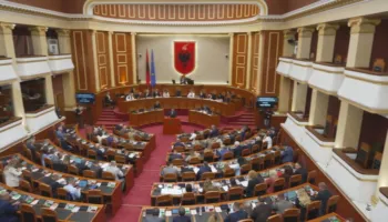 6 interpelanca sot në Kuvend, opozita kërkon sqarime nga kryeministri Rama