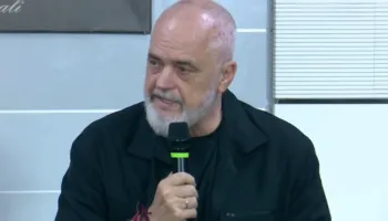 “800 mijë njerëz kanë bërë marrëveshje me mua”/ Rama krahason projektin në Zvërnec me investimin në Tivat: E kam paralajmëruar edhe në fushatë
