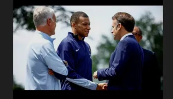 A e ka akuzuar futbollisti Kylian Mbappé Presidentin Emmanuel Macron për ngacmim seksual?