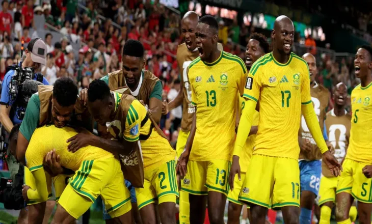 Afrika e Jugut mposht 1-0 Korenë e Jugut dhe kualifikohet në 1/16-at