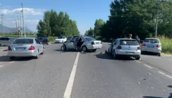 Aksident i 3-fishtë në autostradën Lezhë-Milot, plagoset tre persona