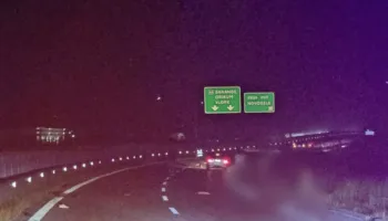 Aksident me vdekje në aksin Vlorë-Fier/ Këmbësori po kalonte autostradën, përplaset nga automjeti, humb jetën