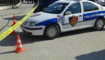 Aksident në Berat, 35-vjeçari përplas në vijat e bardha turistin holandez, arrestohet nga policia