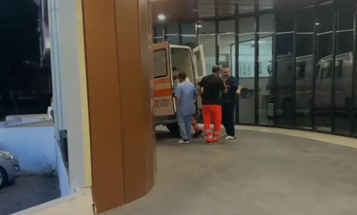 Aksident në Vlorë, makina përplas të moshuarën