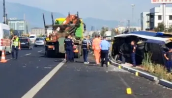 Aksidenti në autostradë/ Pasagjerja amerikane: Pashë që shoferi nuk ishte mirë…