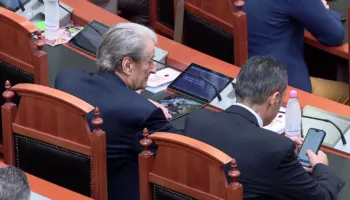 Akuza për antimiting/ Balla i përgjigjet Berishës: Nuk ka anti-miting, nesër në Vlorë feston Partia Socialiste