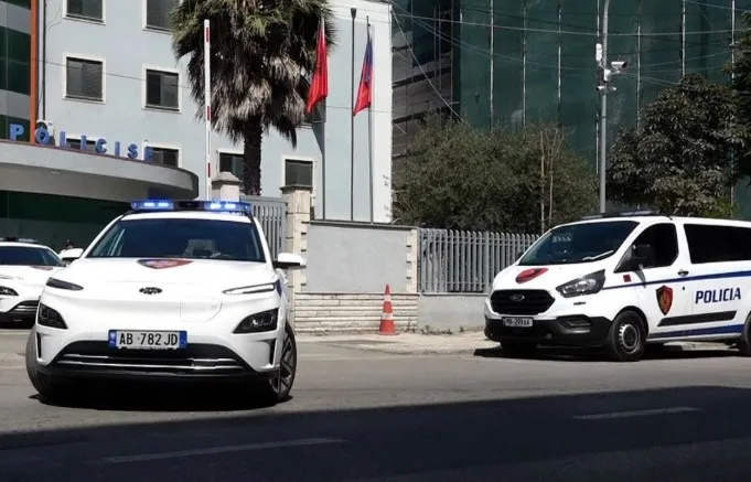 Akuzohen se vranë me armë 45-vjeçarin në Shijak në janar, ekzekutohet masa e arrestit për dy kushërinjtë