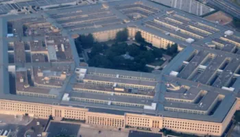 Alarm në Pentagon, evakuohen disa kate pas sinjalit për substanca të rrezikshme