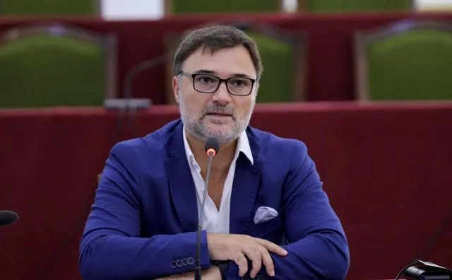 Alibeaj: Kush nuk ka mëkate të lidhura me Ramën dhe Berishën, të vijë te anija e re