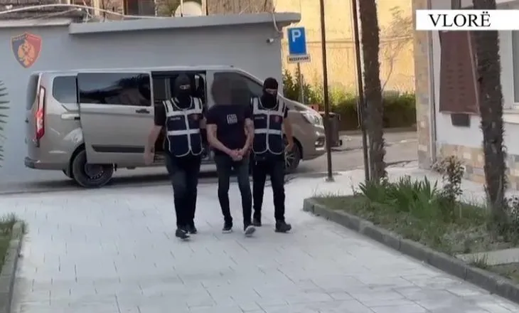 Armë dhe drogë, arrestohen dy persona në Vlorë